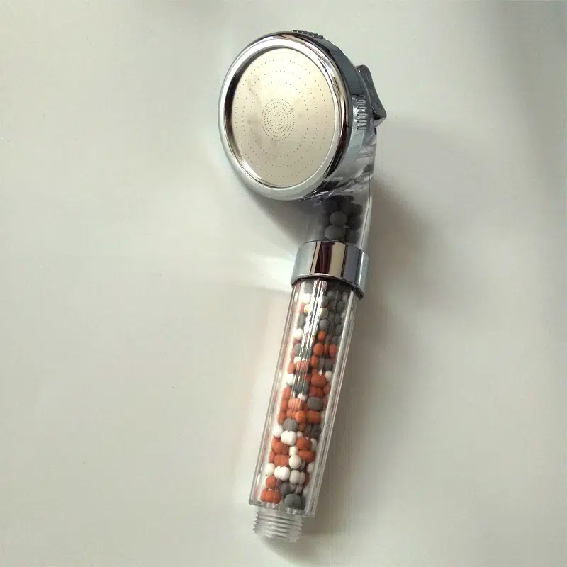 Pommeau de douche avec filtre