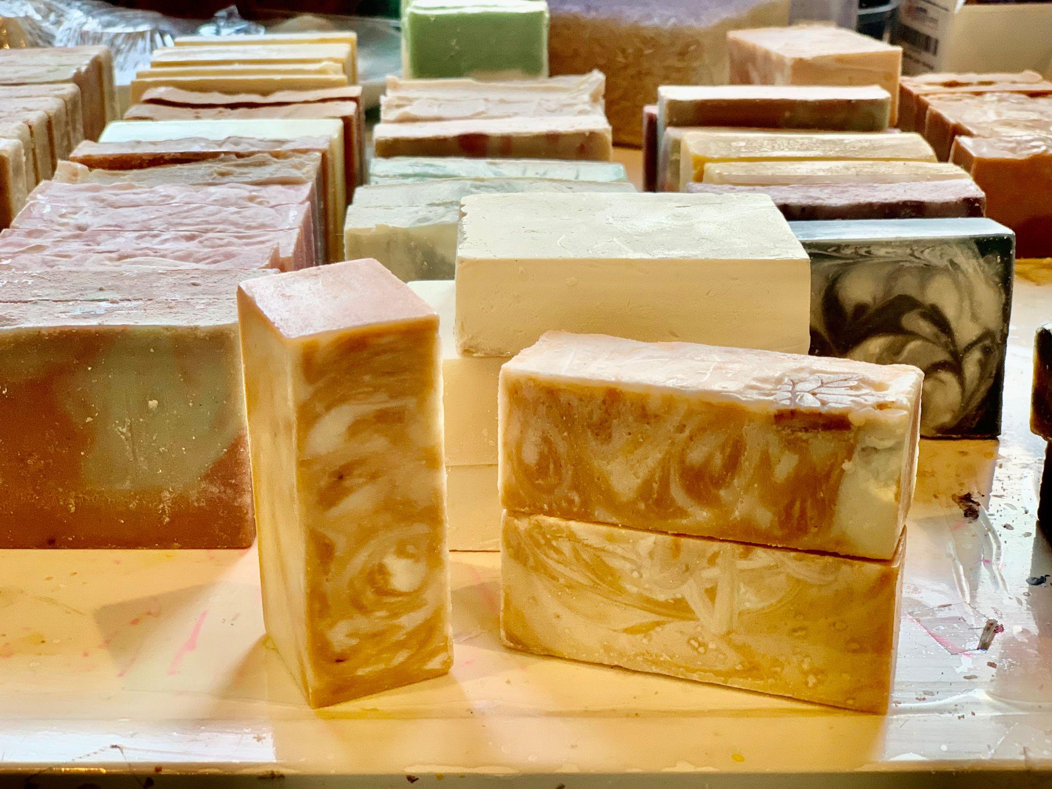 Savon naturel nourrissant - porte-savon.com
